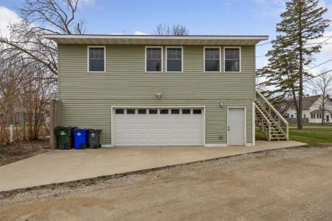 1413 J Street SW Cedar Rapids IA 52404