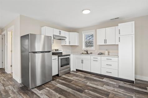 1413 J Street SW Cedar Rapids IA 52404