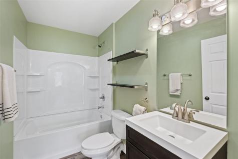 1413 J Street SW Cedar Rapids IA 52404