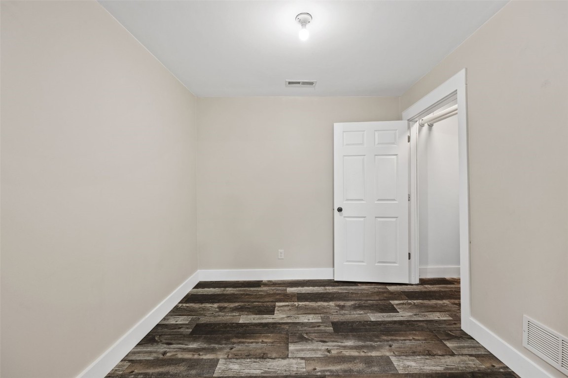 1413 J Street SW Cedar Rapids IA 52404