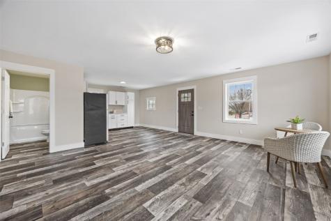 1413 J Street SW Cedar Rapids IA 52404