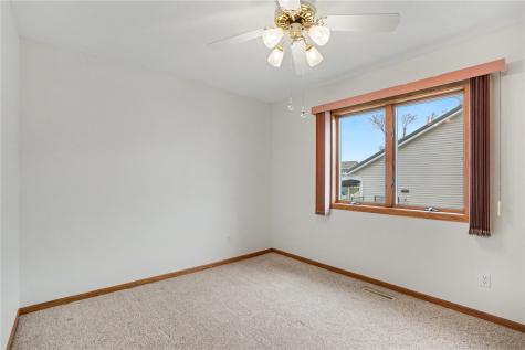 1912 Balsam Drive SW Cedar Rapids IA 52404