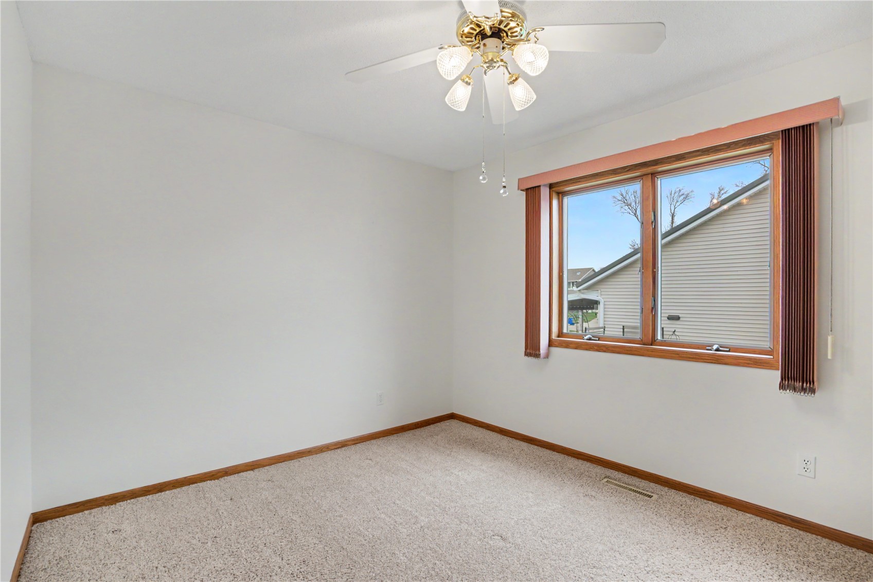 1912 Balsam Drive SW Cedar Rapids IA 52404