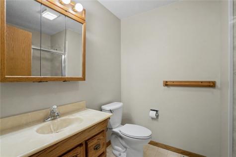 1912 Balsam Drive SW Cedar Rapids IA 52404