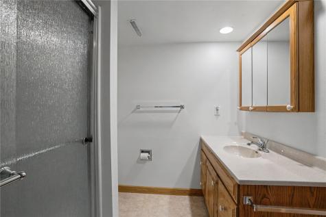 1912 Balsam Drive SW Cedar Rapids IA 52404