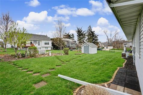 1912 Balsam Drive SW Cedar Rapids IA 52404