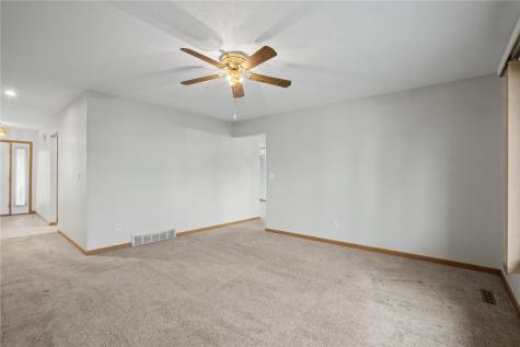 1912 Balsam Drive SW Cedar Rapids IA 52404