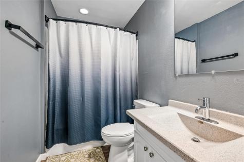 500 41st Street NE Cedar Rapids IA 52402