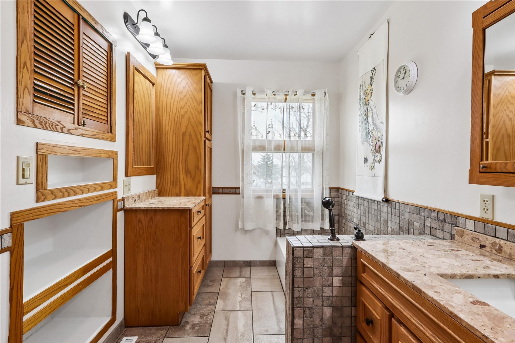 5705 Beverly Road SW Cedar Rapids IA 52404
