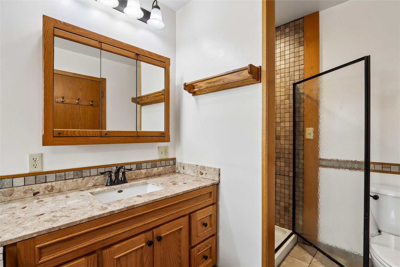 5705 Beverly Road SW Cedar Rapids IA 52404