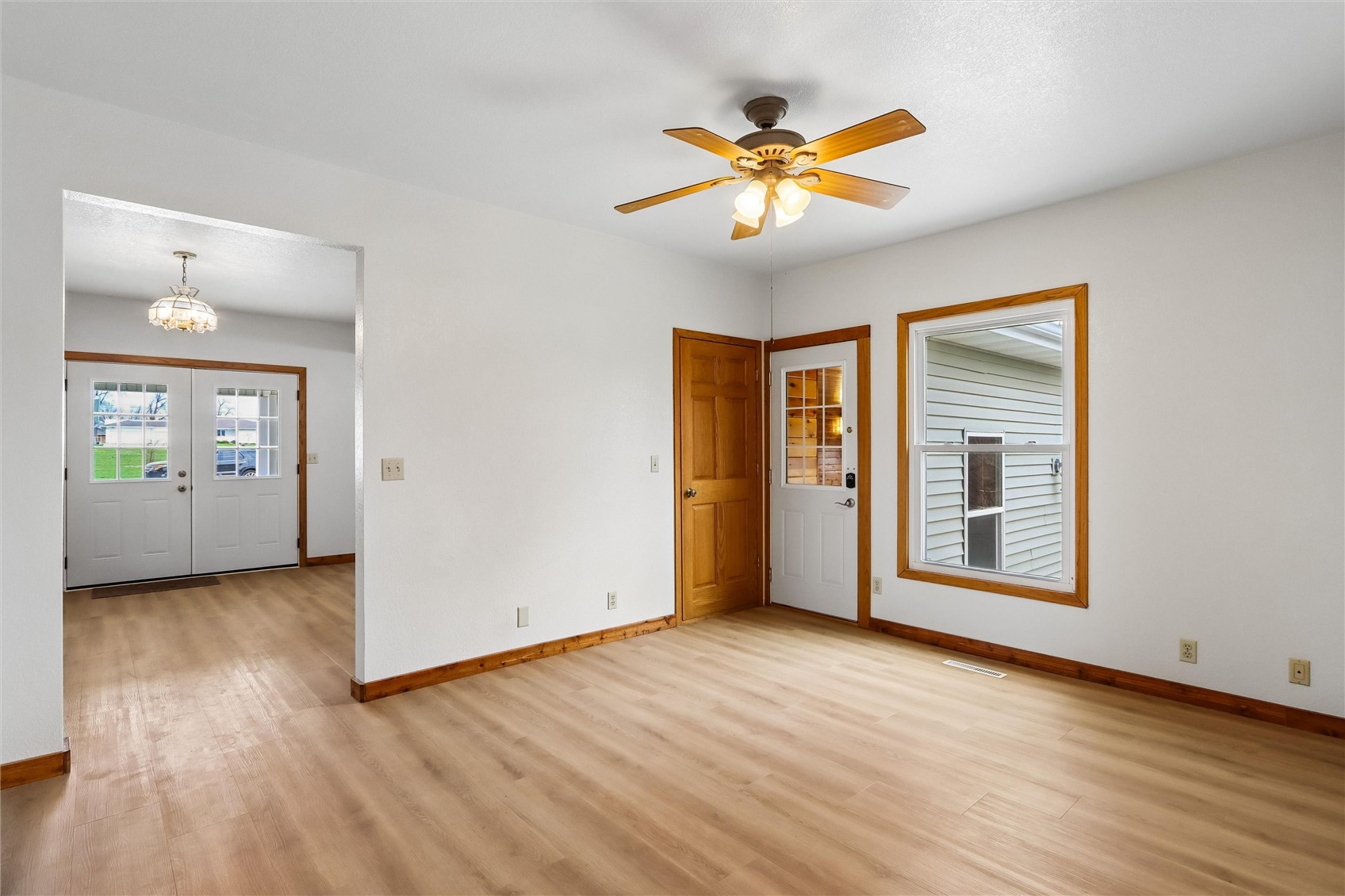 5705 Beverly Road SW Cedar Rapids IA 52404
