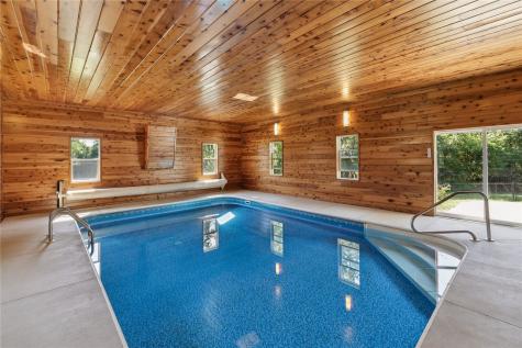 5705 Beverly Road SW Cedar Rapids IA 52404
