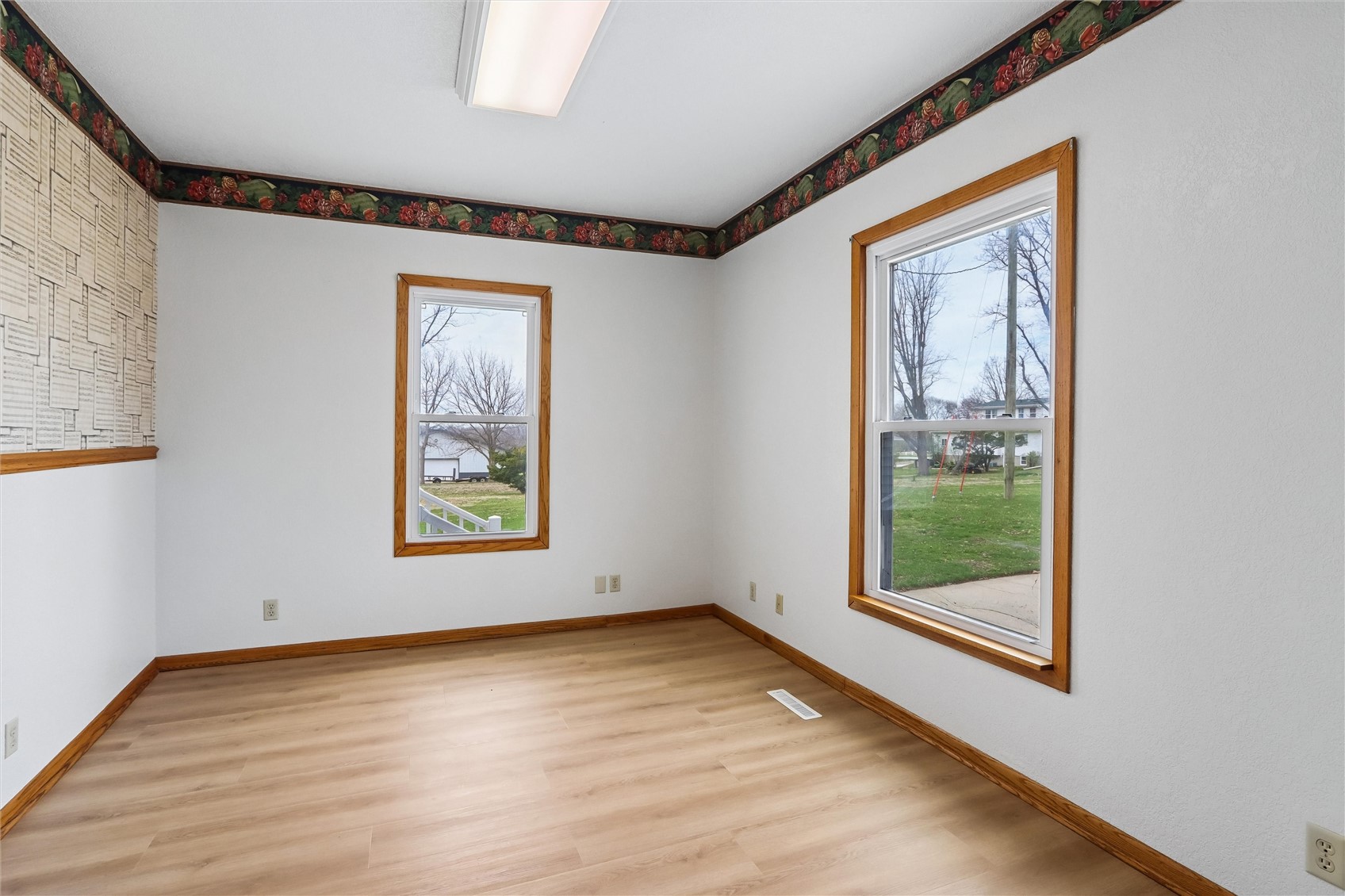 5705 Beverly Road SW Cedar Rapids IA 52404