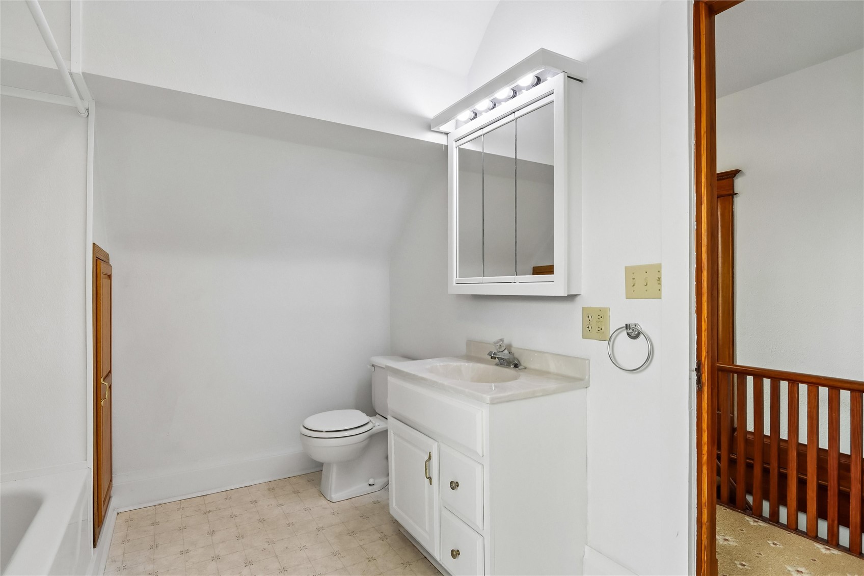 5705 Beverly Road SW Cedar Rapids IA 52404
