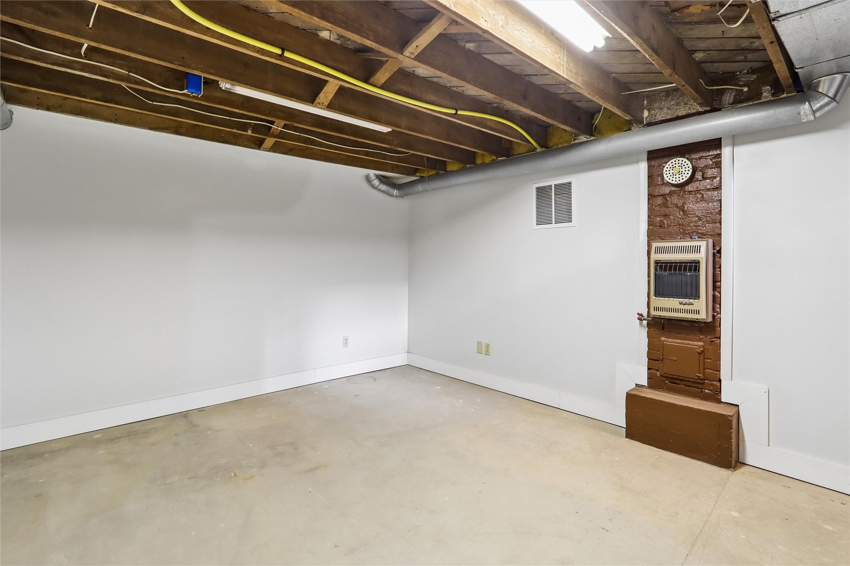 5705 Beverly Road SW Cedar Rapids IA 52404