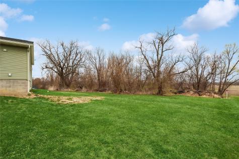 5705 Beverly Road SW Cedar Rapids IA 52404