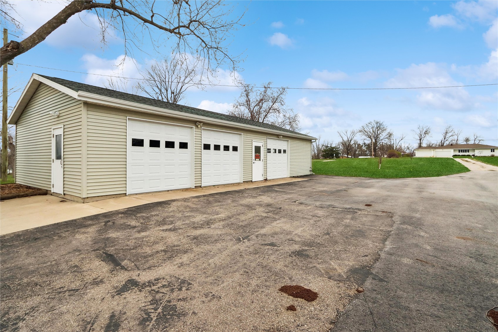 5705 Beverly Road SW Cedar Rapids IA 52404