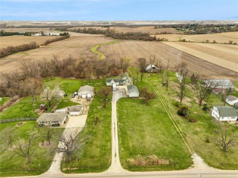 5705 Beverly Road SW Cedar Rapids IA 52404