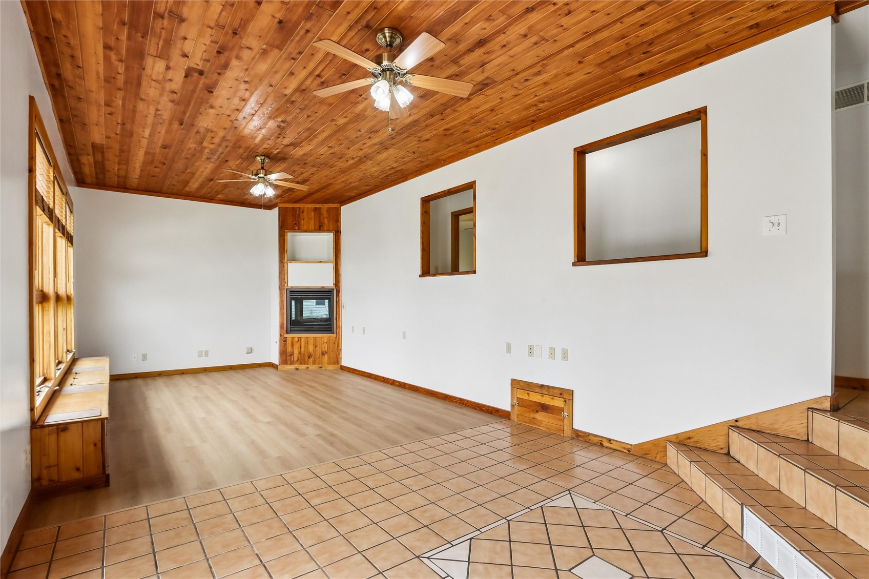 5705 Beverly Road SW Cedar Rapids IA 52404