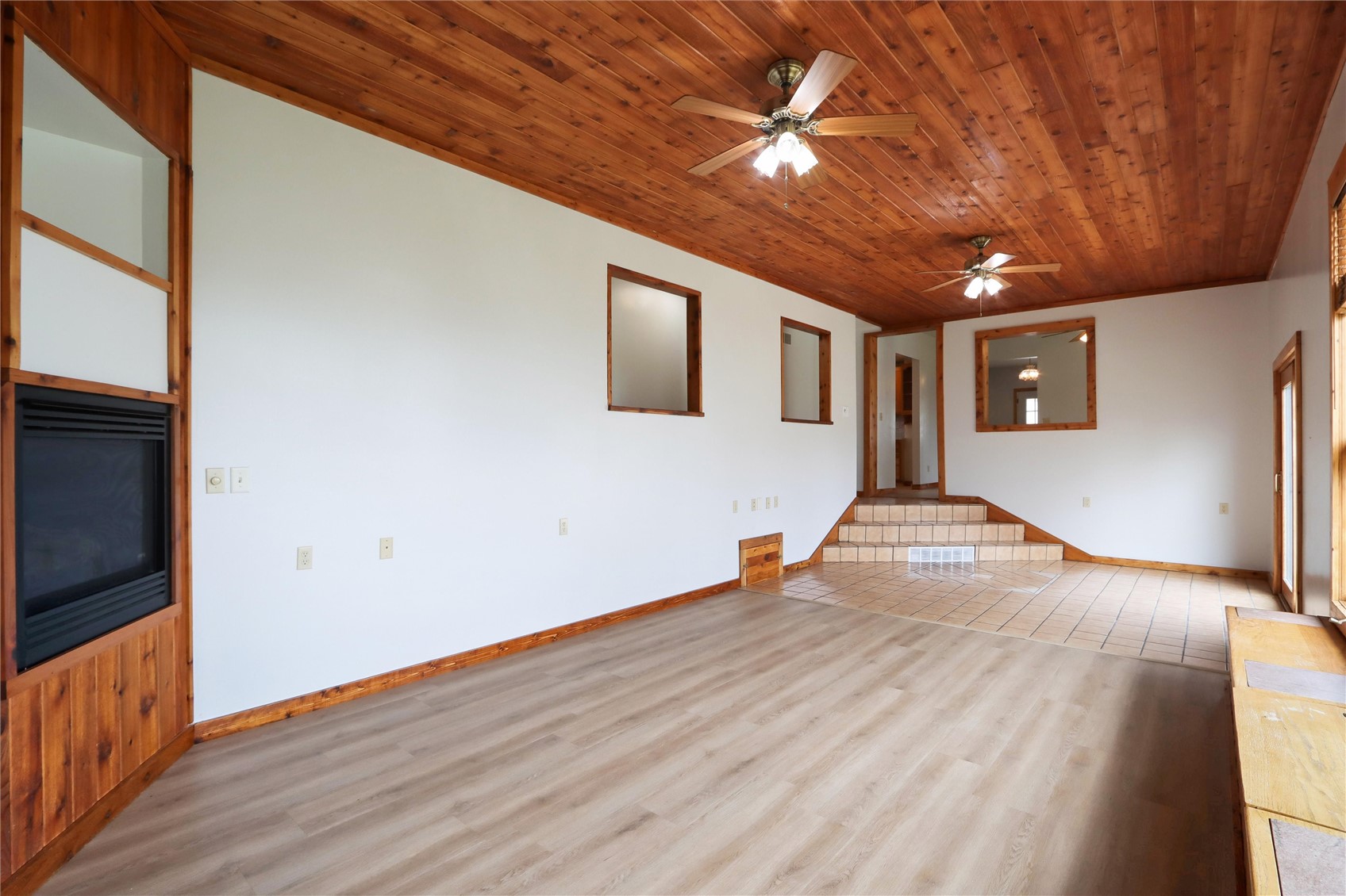 5705 Beverly Road SW Cedar Rapids IA 52404