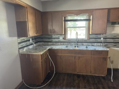 1337 20th Avenue SW Cedar Rapids IA 52404