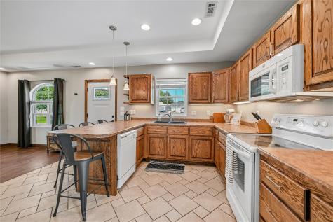 1315 1st Avenue Center Point IA 52213