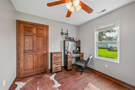 1315 1st Avenue Center Point IA 52213