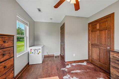 1315 1st Avenue Center Point IA 52213