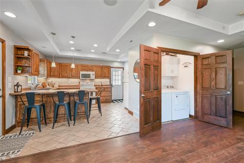 1315 1st Avenue Center Point IA 52213
