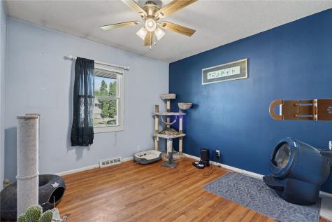 4520 Navajo Drive NE Cedar Rapids IA 52402
