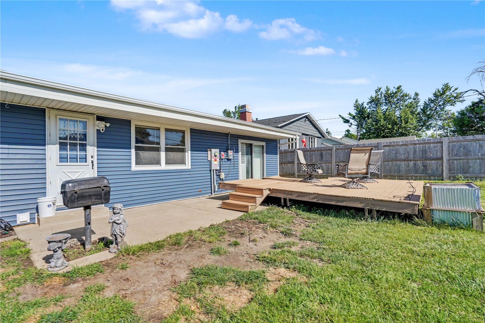 4520 Navajo Drive NE Cedar Rapids IA 52402