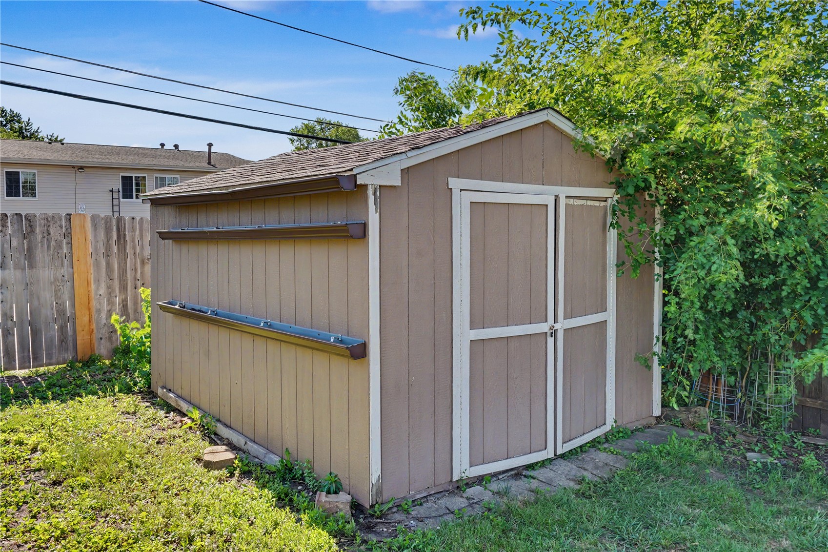 4520 Navajo Drive NE Cedar Rapids IA 52402