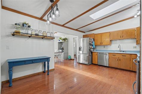 4520 Navajo Drive NE Cedar Rapids IA 52402