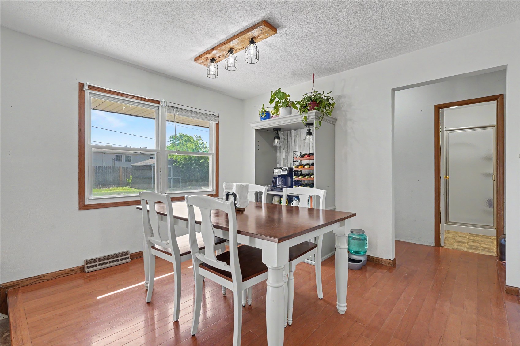 4520 Navajo Drive NE Cedar Rapids IA 52402