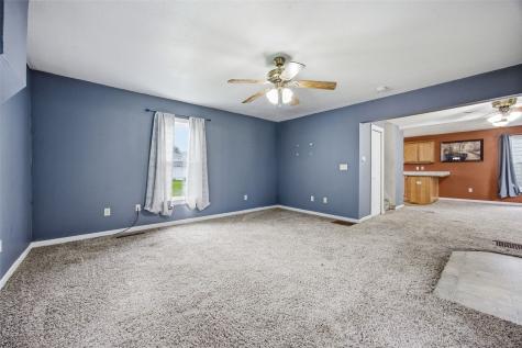 302 Walnut Street Tipton IA 52772