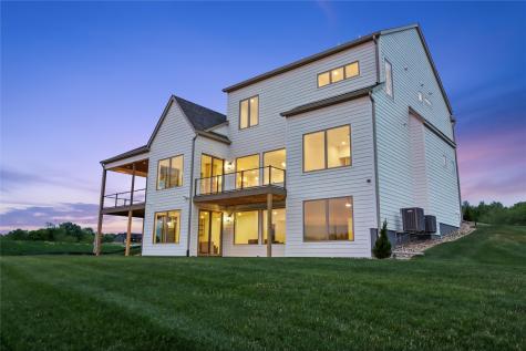938 Heron Place Iowa City IA 52245