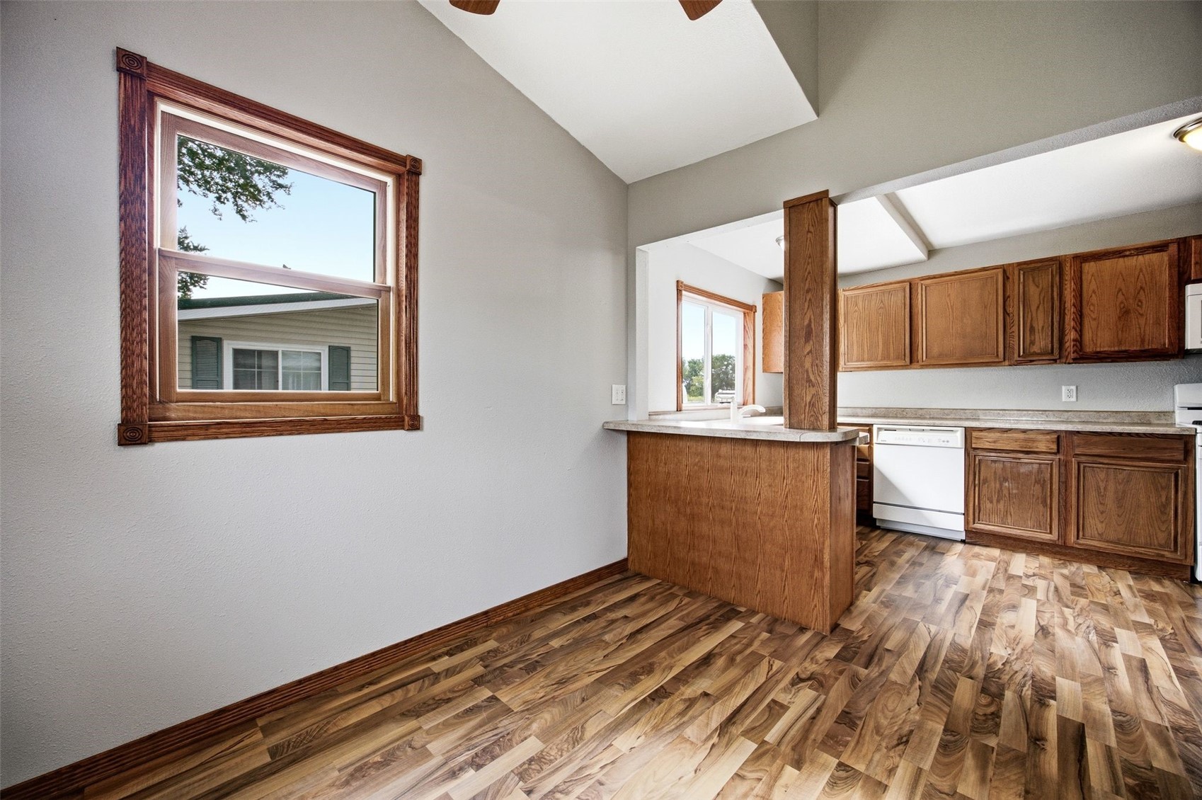 1000 Stinocher Street Solon IA 52333