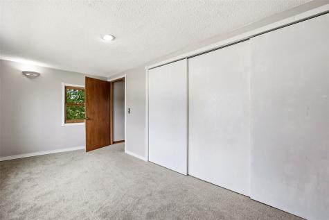 1000 Stinocher Street Solon IA 52333