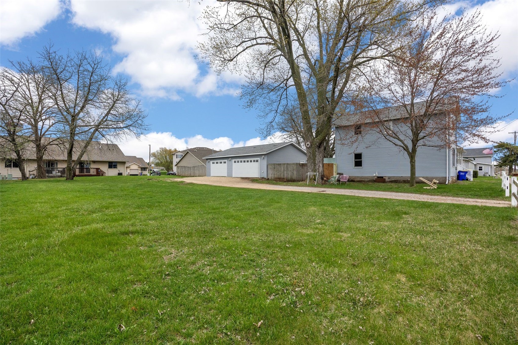 1000 Stinocher Street Solon IA 52333