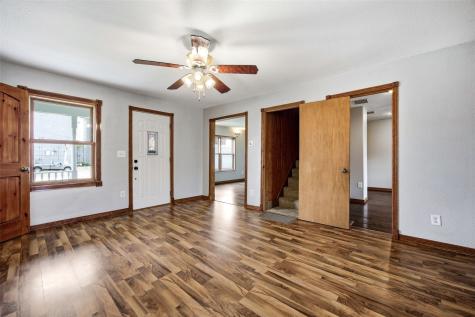 1000 Stinocher Street Solon IA 52333