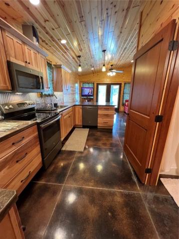 140 Falcon Drive Montezuma IA 50171