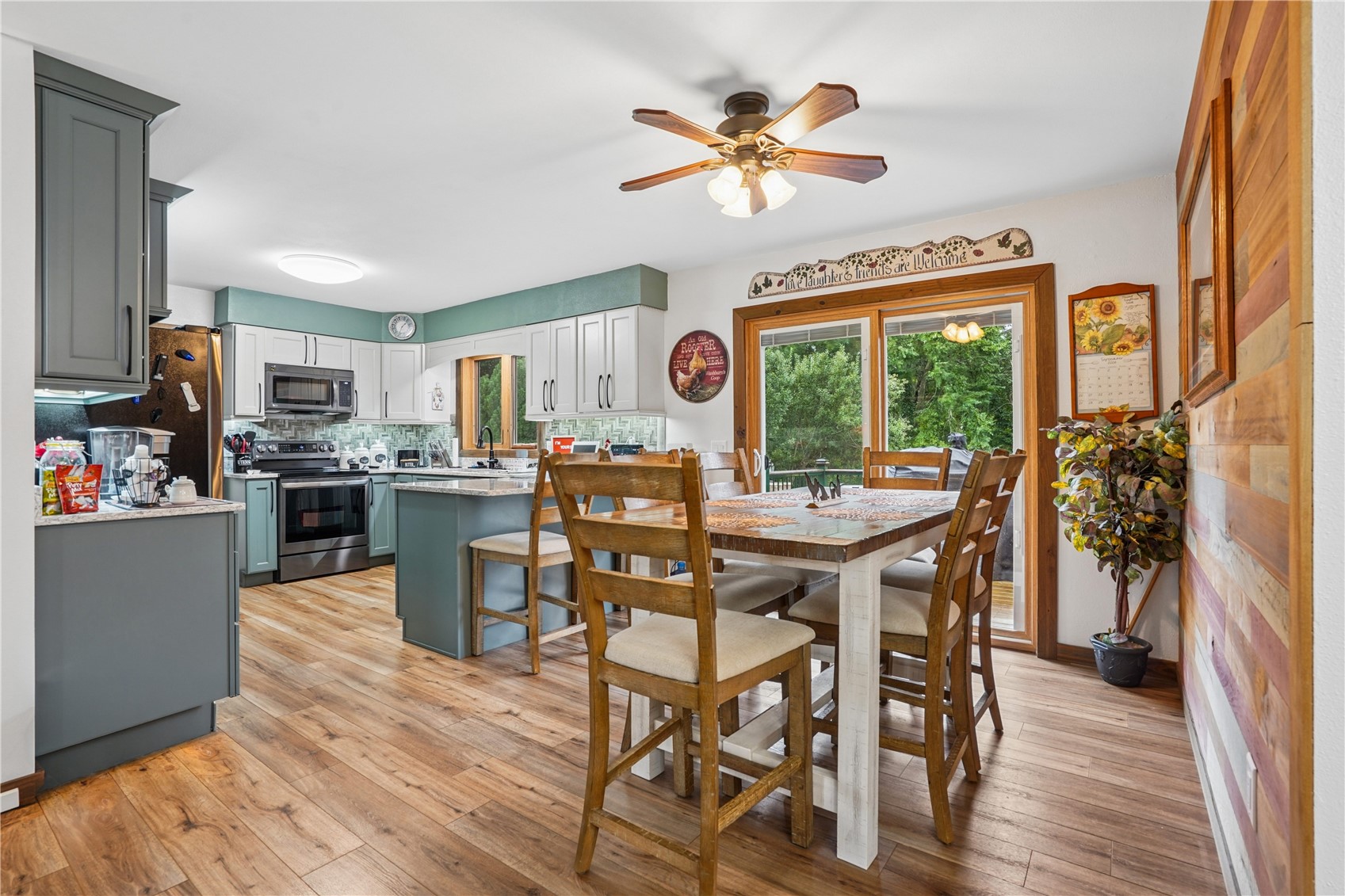 5727 26th Avenue Drive Vinton IA 52349