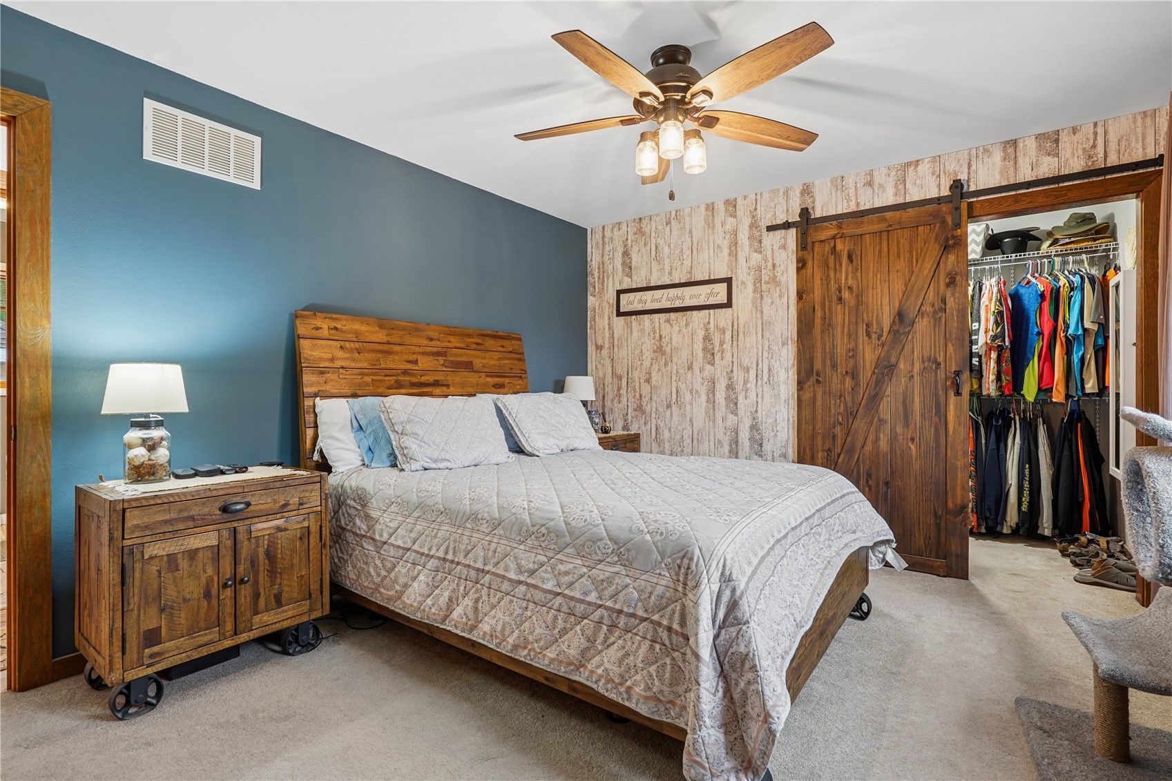 5727 26th Avenue Drive Vinton IA 52349
