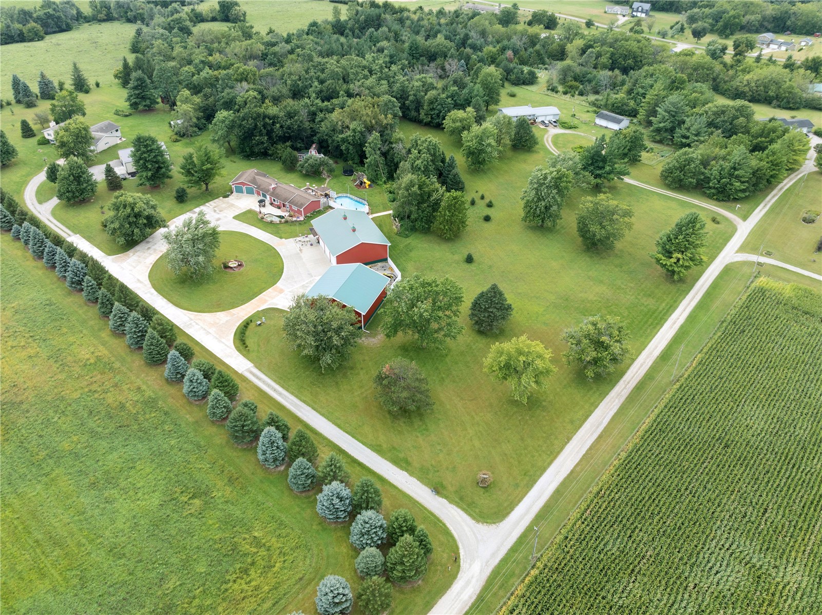 5727 26th Avenue Drive Vinton IA 52349