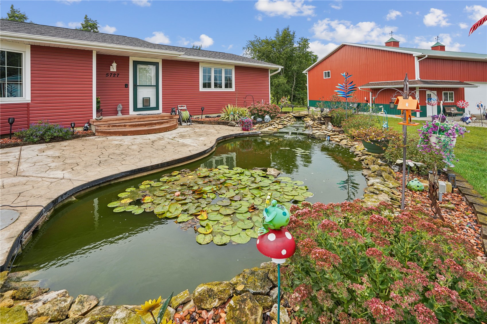 5727 26th Avenue Drive Vinton IA 52349
