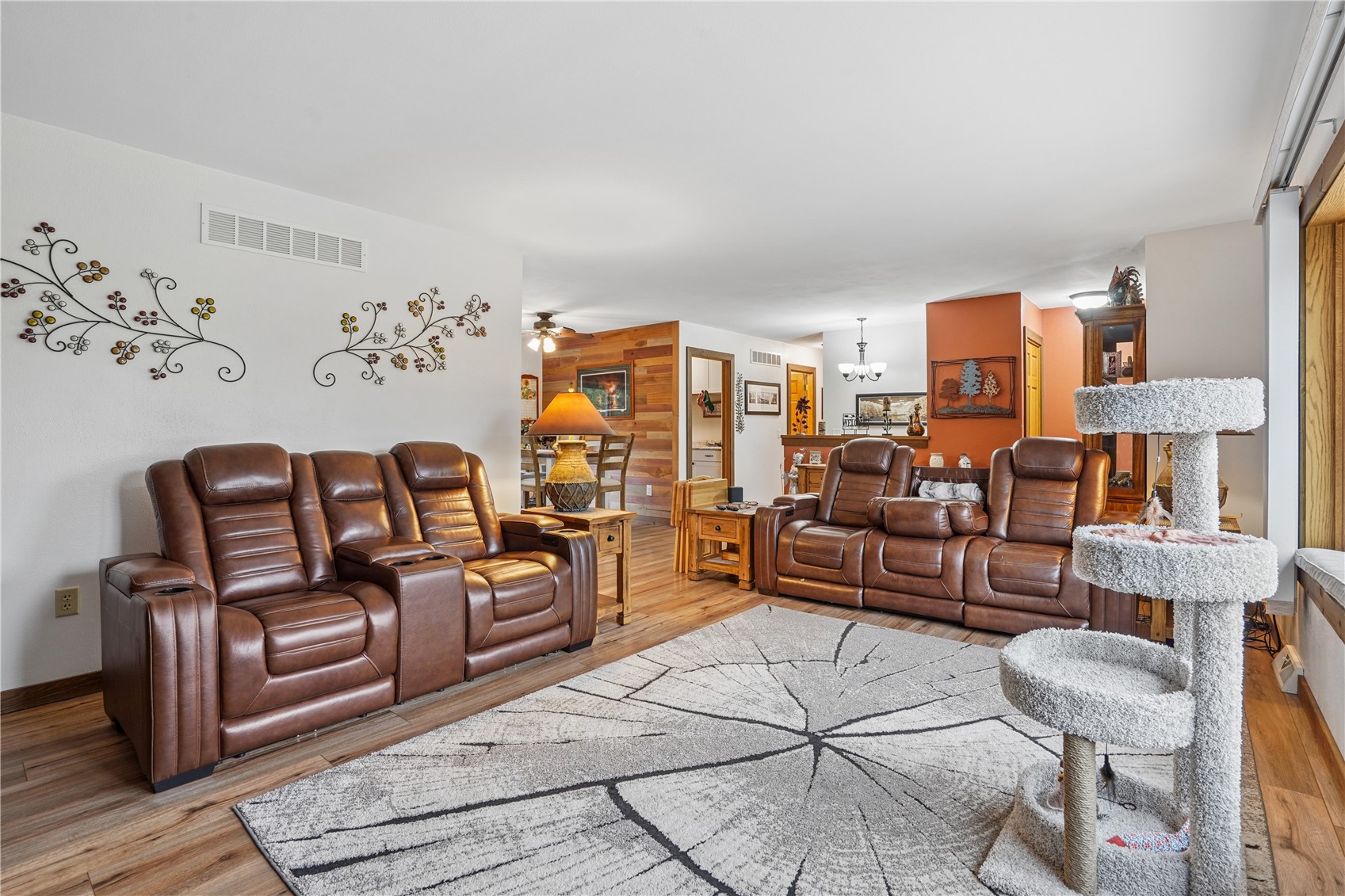 5727 26th Avenue Drive Vinton IA 52349