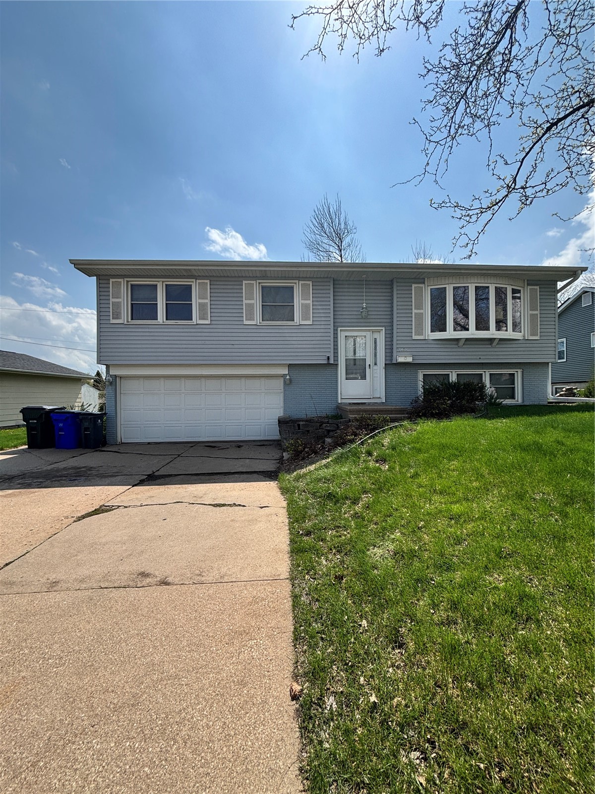 3917 Nancy Jane Lane NE Cedar Rapids IA 52402