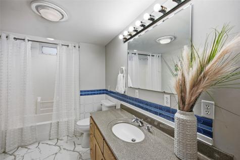 3806 E Avenue NE Cedar Rapids IA 52402