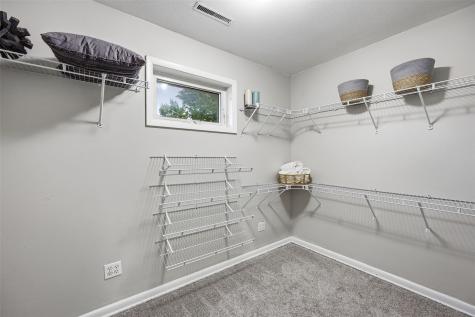 3806 E Avenue NE Cedar Rapids IA 52402