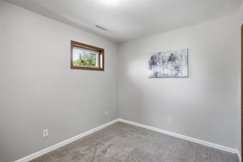 3806 E Avenue NE Cedar Rapids IA 52402